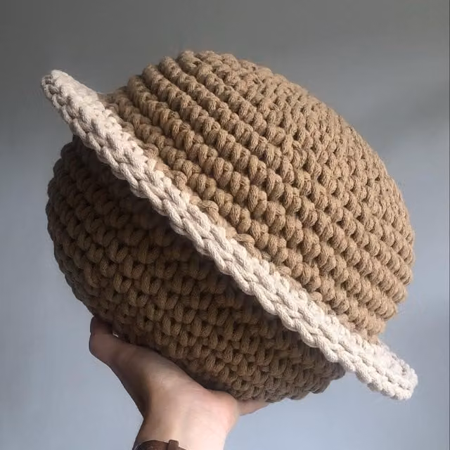 Zuri House Crochet Saturn Cushion in Brown and Beige, Diameter: 45 cm