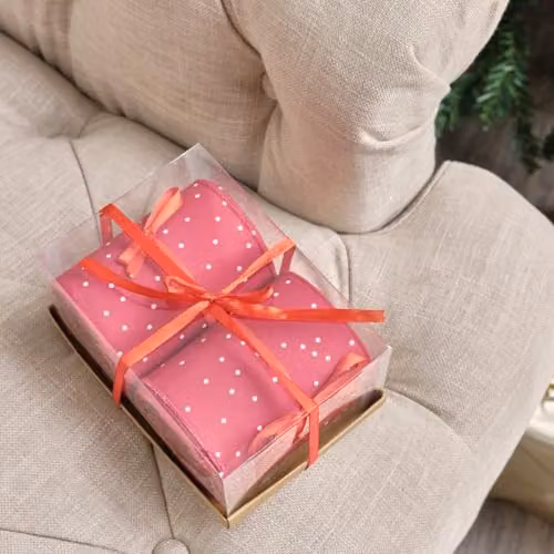 Melody Maison Red and White Polka Dot Geometric Fabric Christmas Tree Ribbon, 270 cm – 1