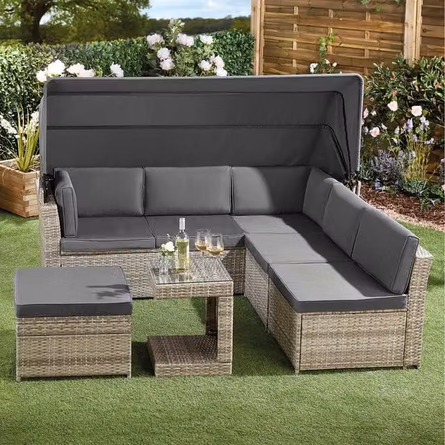 Garden Gear California Rattan Daybed with Sun Canopy in Grey