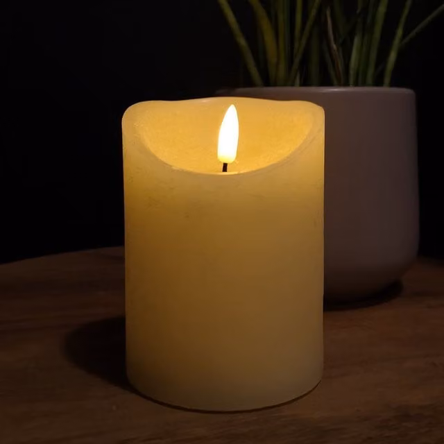 Samuel Alexander Premier Christmas Cream Flickerbright Pillar Candle with Timer, White