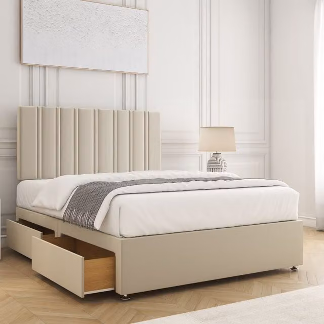 BSSPOKE Sienna Plush Velvet Divan Bed Set with 24 Inch Headboard, 4 Drawers and Mattress in Cream, Double Size (W/D/H: 140 x 200 cm)
