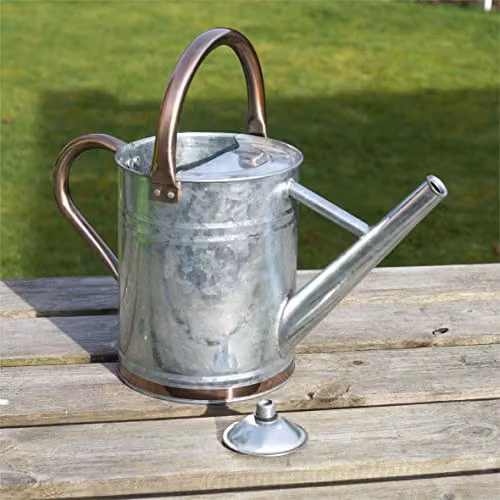 St Helens Home & Garden 4 Litre Lightweight Metal Watering Can in Bronze and Silver with Removable Rose – 2