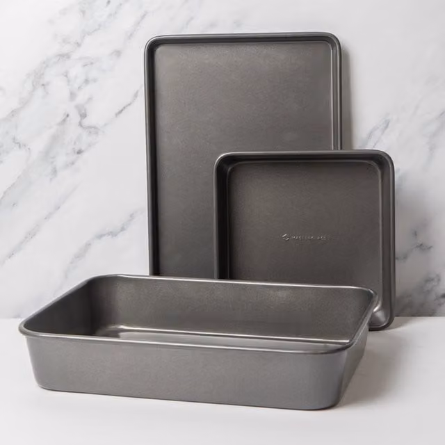 MasterClass Non-Stick Grey Roasting Set including Roaster W: 39 cm, D: 28 cm, H: 7 cm, Tray W: 39 cm, D: 27 cm, H: 2 cm and Square Pan W: 23 cm, D: 23 cm, H: 4 cm