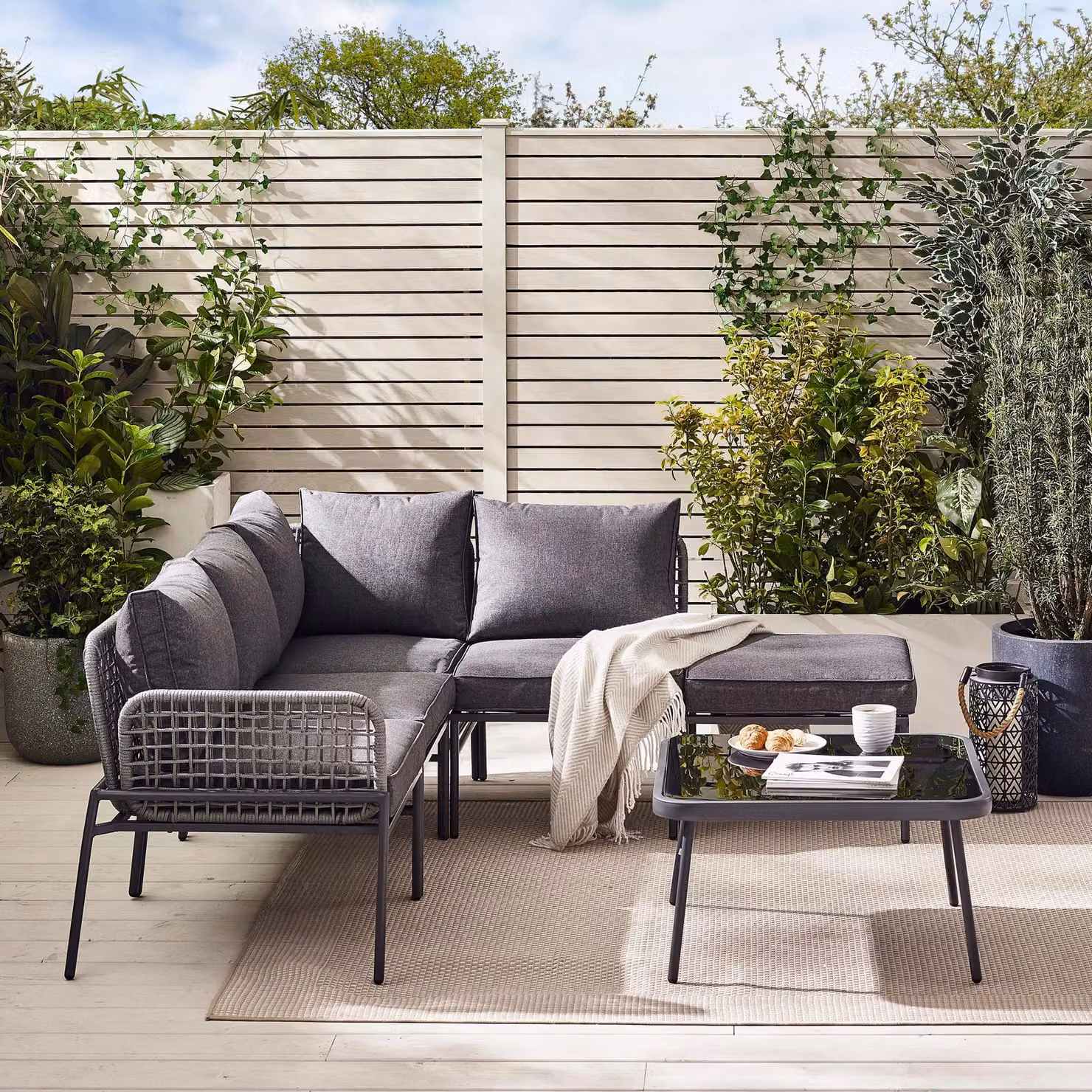 FurnitureboxUK Maldives 5 Seat L-Shape Outdoor Rattan Garden Sofa Set with Coffee Table in Grey – 2