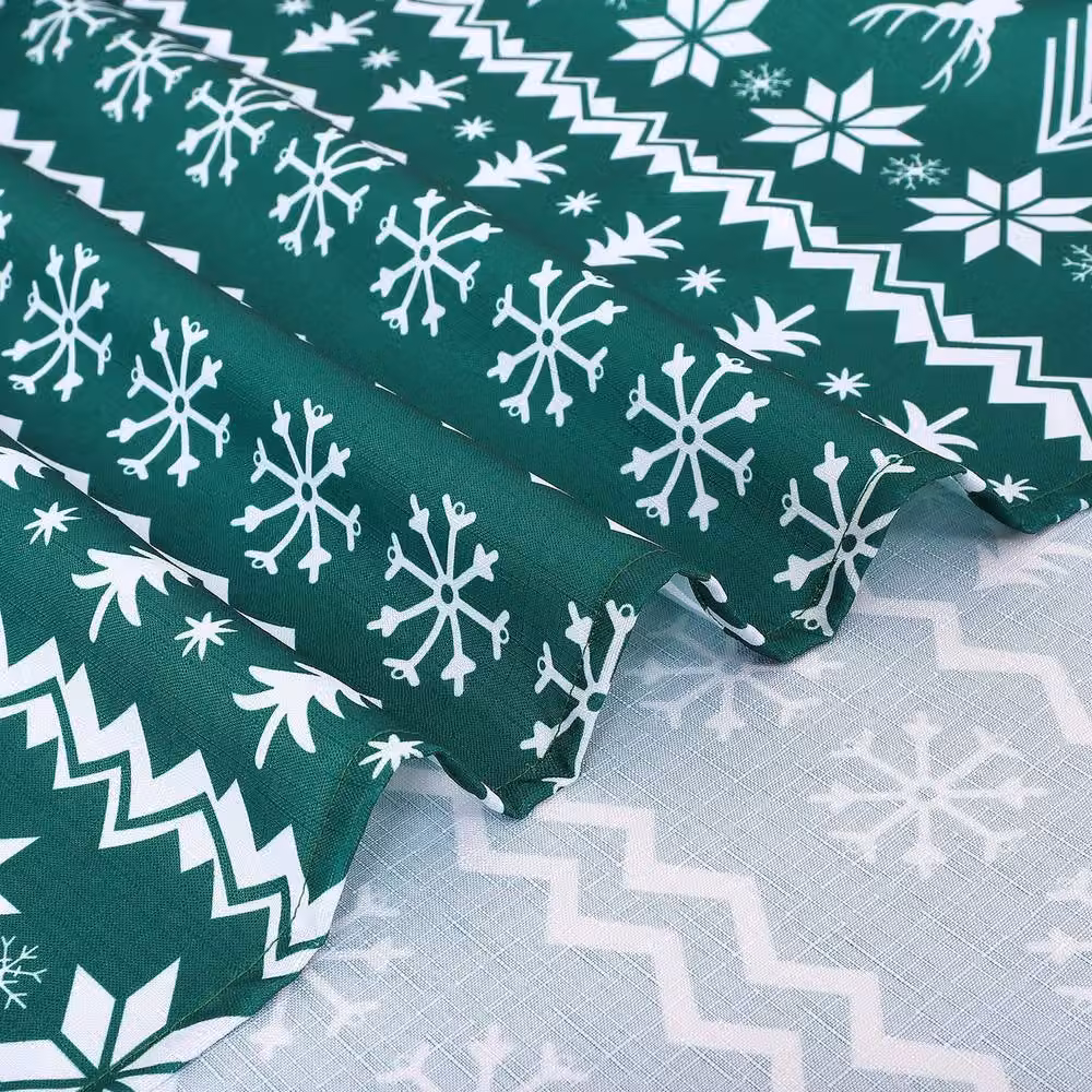 London Boutique Festive Waterproof Round Polyester Tablecloth in Green, Diameter: 152.4 cm – 5