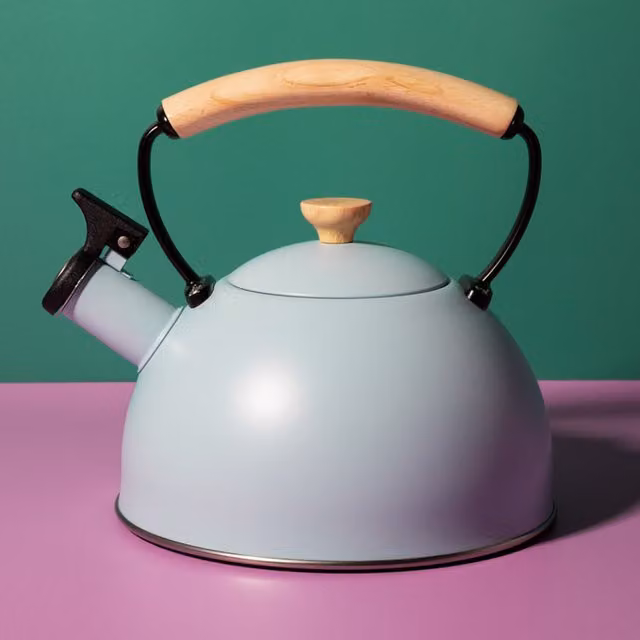 La Cafetire Sky Blue Whistling Kettle, 1.6 l Stainless Steel with Wooden Handle