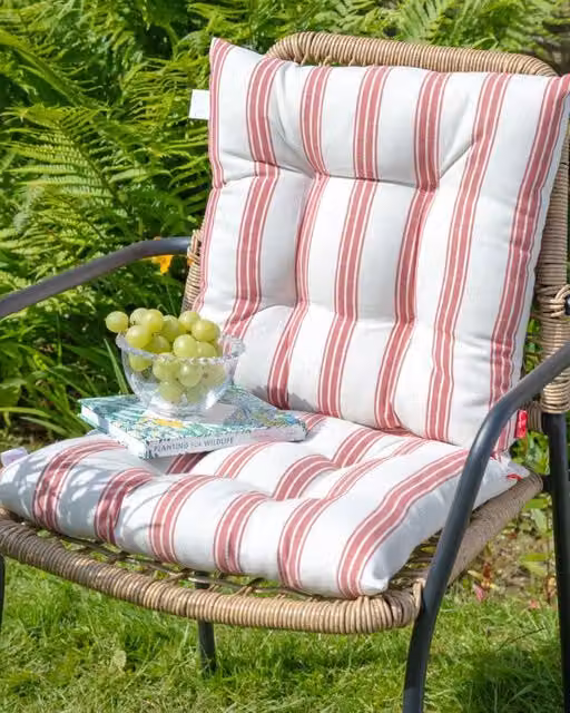 Dibor Set of 4 Red Striped Traditional Garden Chair Seat Pads, W: 40 cm, D: 40 cm, H: 40 cm