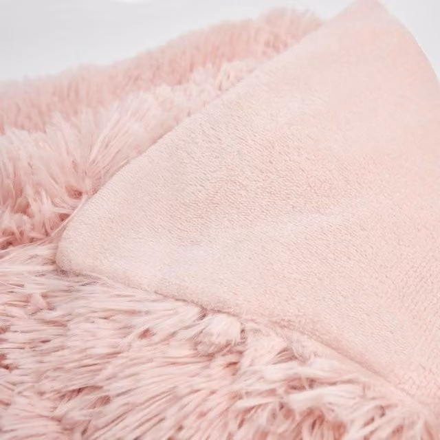 OHS Fluffy Fleece Throw Blanket in Pink, W/D/H: 150 x 200 cm