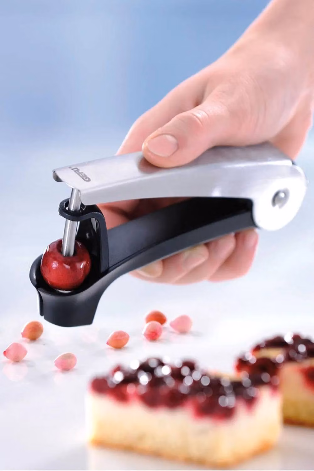 Gefu Dropio Fruit Pit Remover for Cherries and Olives, Black – 2