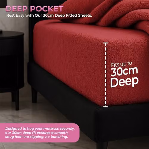 Snug City Red Teddy Fleece Extra Deep Fitted Sheet, Super King, W/D/H: 200 x 200 x 30 cm – 3