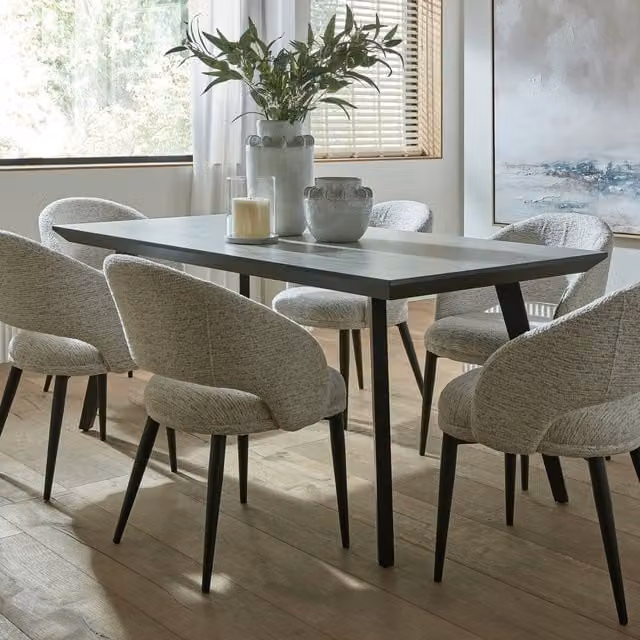 KDMK Sorelle Curved Dining Chair in White Fabric
