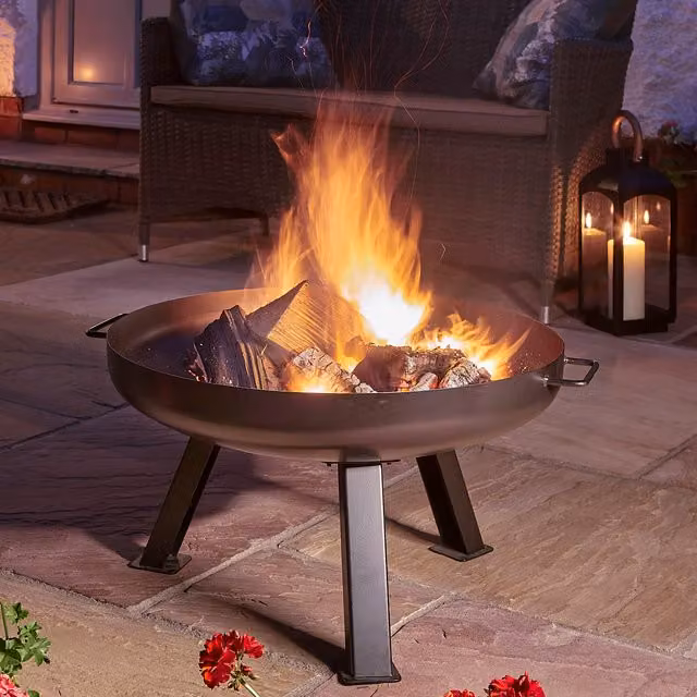 Rowlinson Portland Round Metal Fire Pit in Black