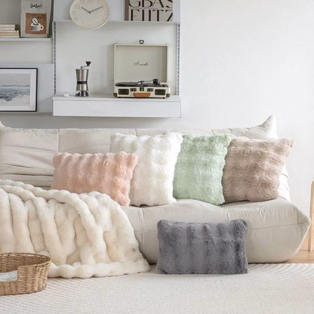 Peach Accessories Ultra-Soft Faux Cloud Square Pillow in Beige, W/D/H: 45 x 45 x 45 cm – 2