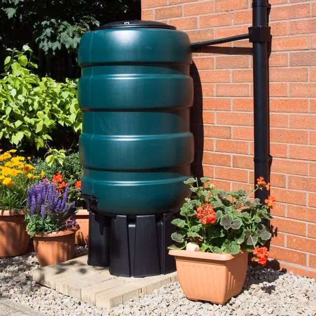 Whitefurze 230L Large Freestanding Barrel Rain Water Butt in Green