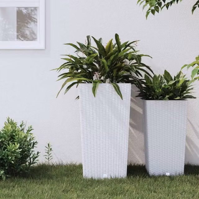 Berkfield Home White Rattan Planter with Removable Inner Tub, 21/49 L