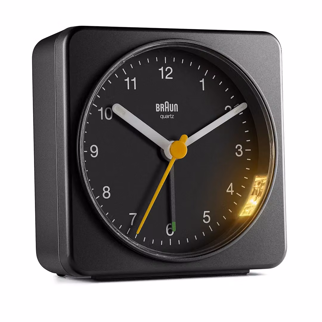 Braun Classic Analogue Alarm Clock with Snooze and Light in Black – 2