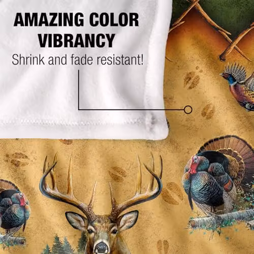JQ Licensing Tribal Lodge Hunting Animals Super Soft Snuggle Blanket, Multicolour, 91 x 147 cm – 4