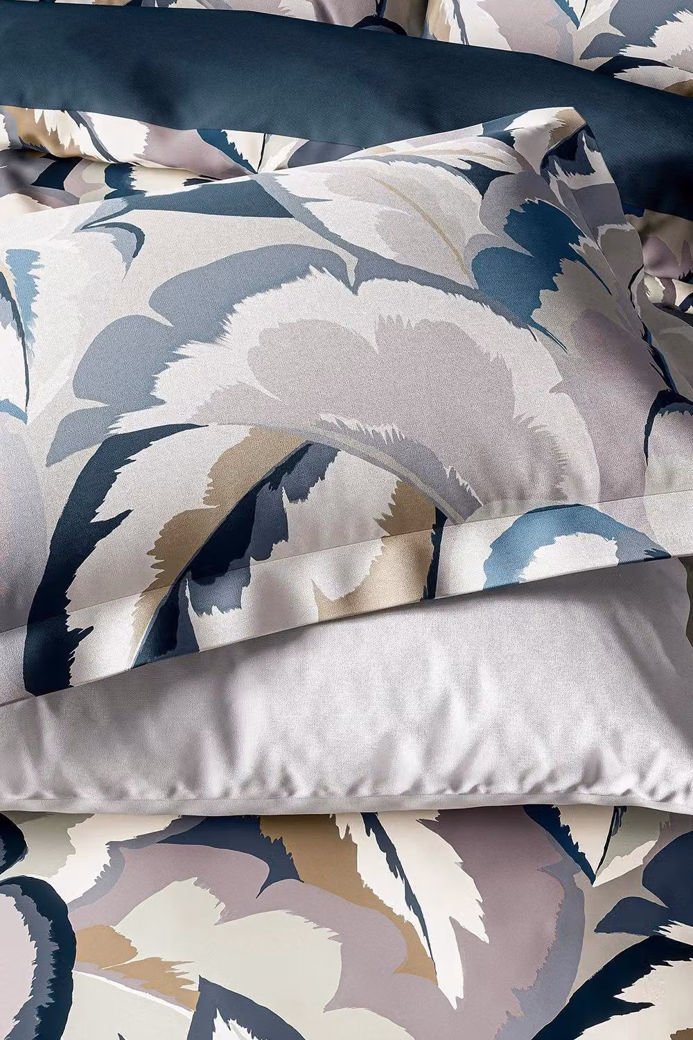 Harlequin Calathea Floral Cotton Mako Satin Duvet Cover and Pillowcase Set, Blue and Multicolour, W: 140 cm, L: 200 cm – 4
