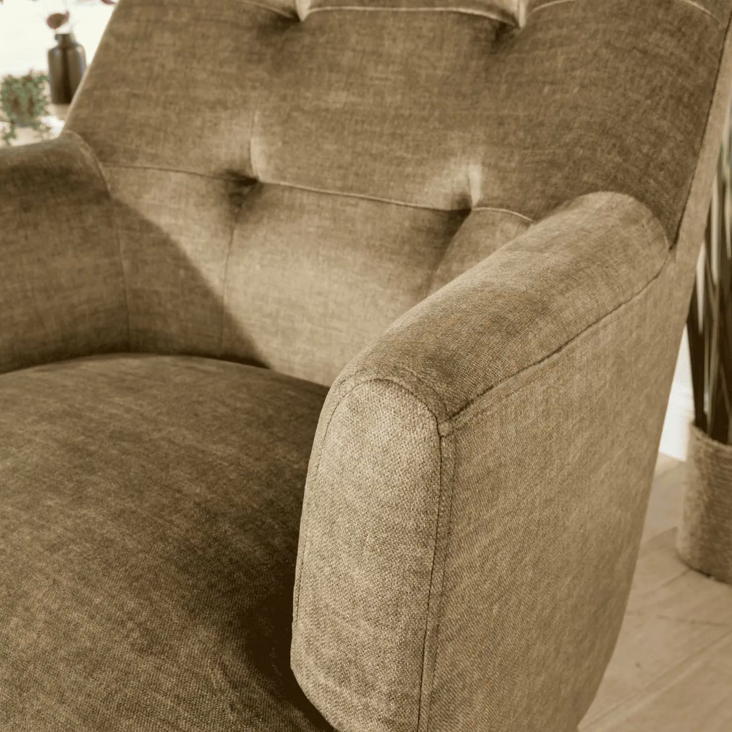 Home Source Arta Modern Upholstered Accent Chair in Green – 2