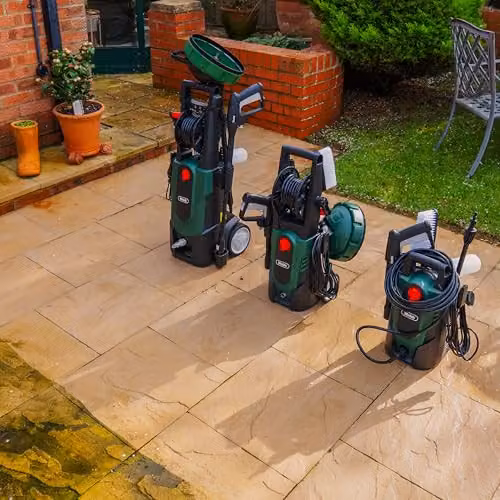 Webb 105 Bar Mains Pressure Washer and Accessories Kit in Green – 6