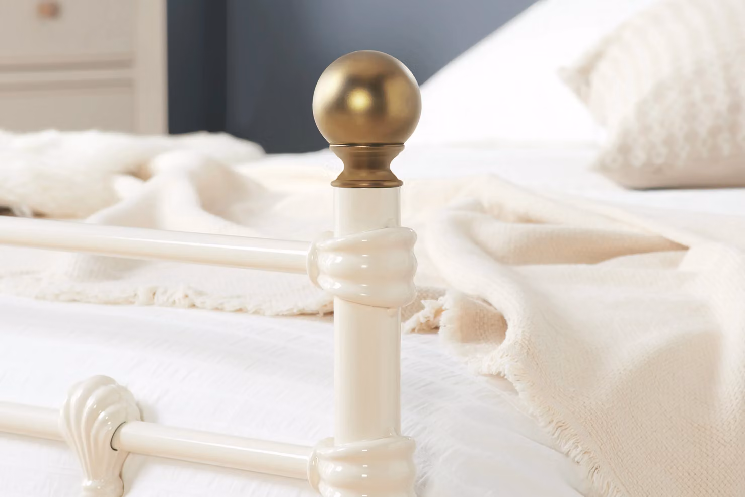 Birlea Atlas Cream Metal Bed Frame, W/D/H: 120 x 200 cm – 3