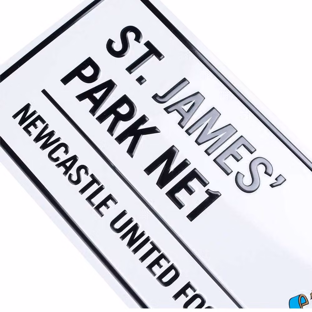Newcastle United FC Metal Wall Sign in White – 3