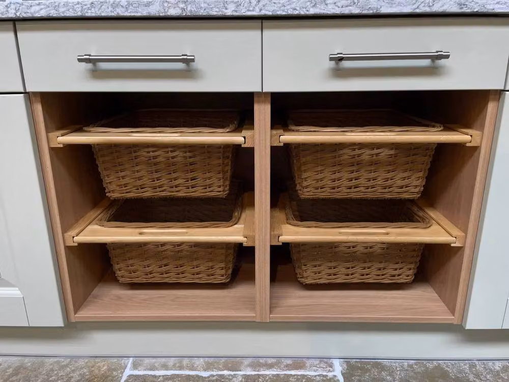 Monstershop 3 x Pull Out Open Weave Wicker Kitchen Baskets with Handles in Terracotta – 3