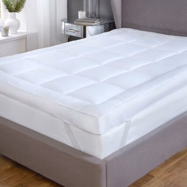 Rapport Home Microfibre Luxury Mattress Topper in White, Double