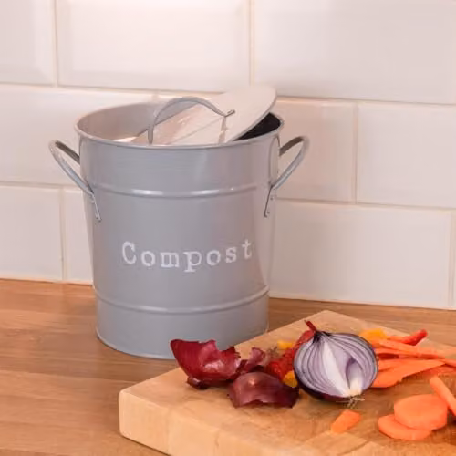 Harbour Housewares Vintage Kitchen Compost Bin, 3.2L Grey Steel Countertop Food Waste Caddy with Removable Inner Liner – 3