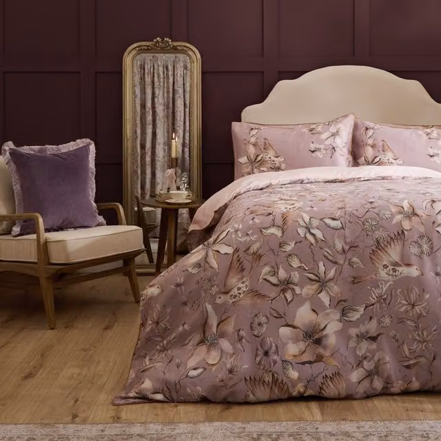 Voyage Maison Floella Floral Printed Piped Cotton Duvet Cover and Pillowcase Set in Purple, W/D/H: 180 x 200 cm – 1