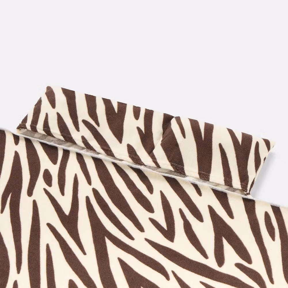 OHS Brown Zebra Print Microfibre Beach Towel with Bag, Quick-Drying and Absorbent, W: 75 cm x L: 215 cm – 6