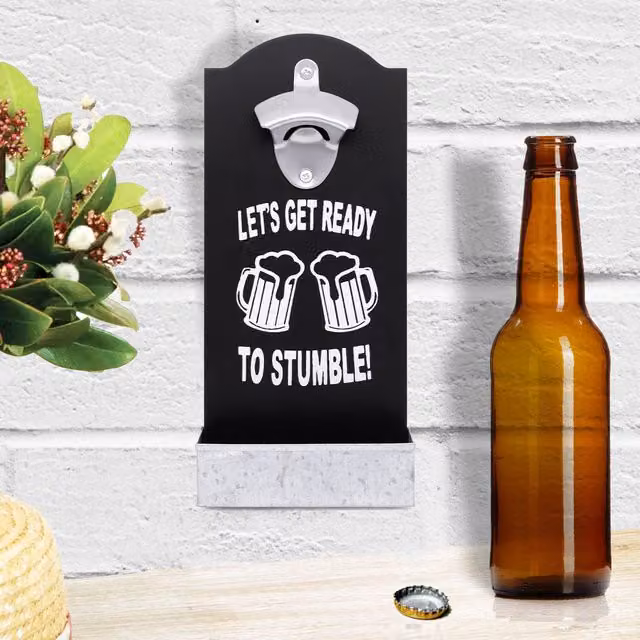 Maison Des Cadeaux Retro Irish Slogan Beer Bottle Opener and Cap Catcher, Black Wooden Wall Mounted Decor – 1