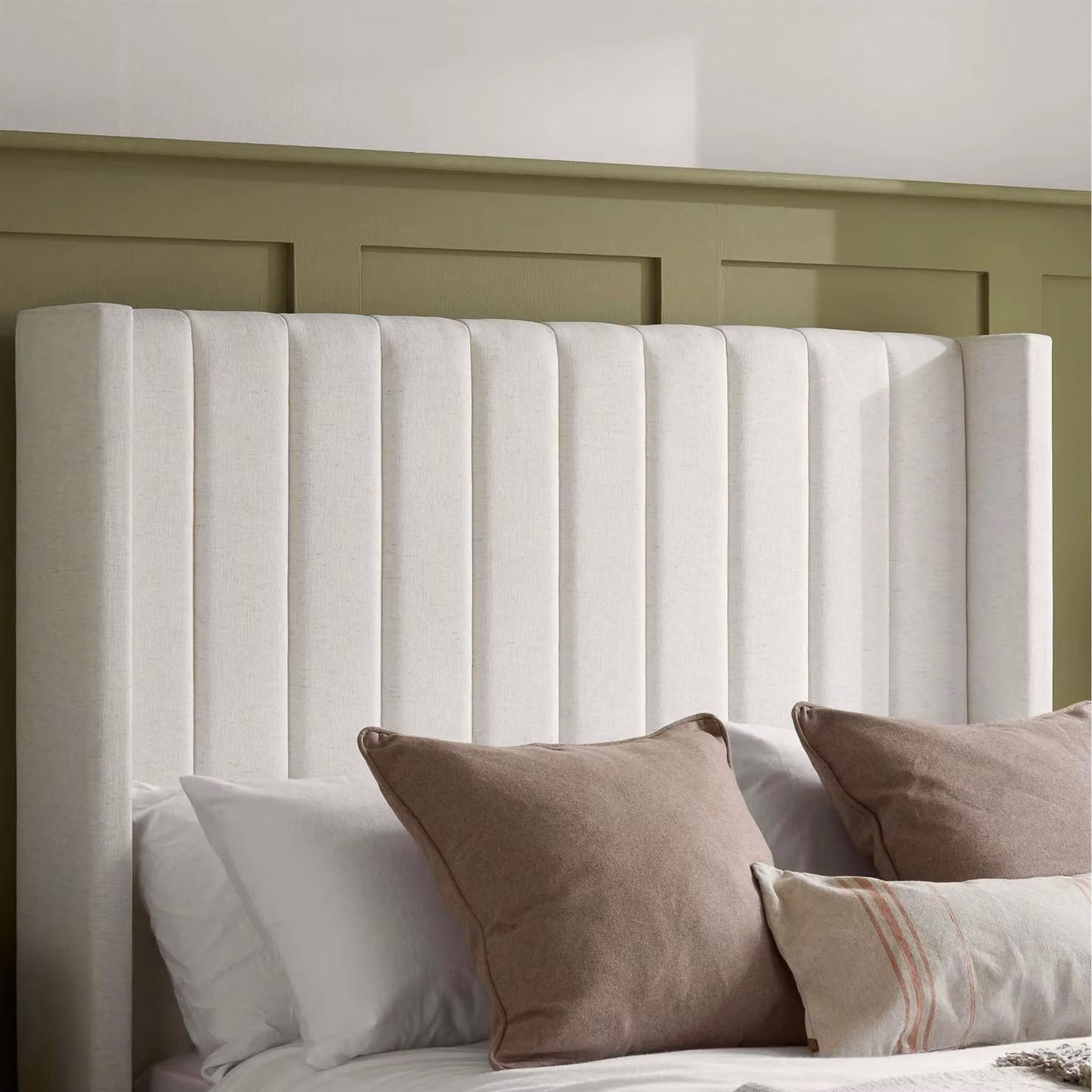 Birlea Maisey Ottoman King Bed Frame in Cream Linen Fabric with Lift Up Base – 3