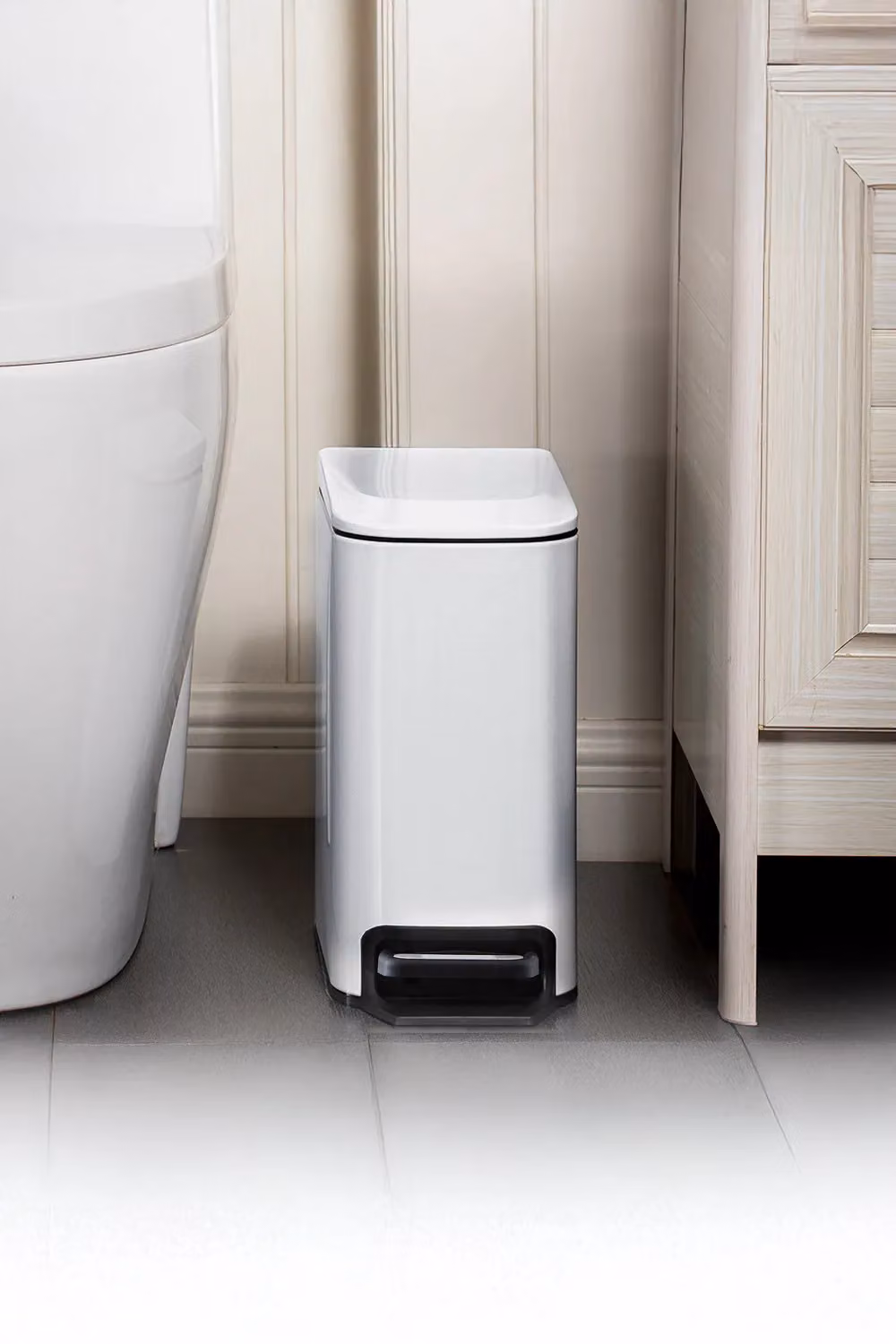 Living and Home 6L Stainless Steel Trash Bin with Soft-Close Foot Pedal and Removable Inner Bucket in White – 2