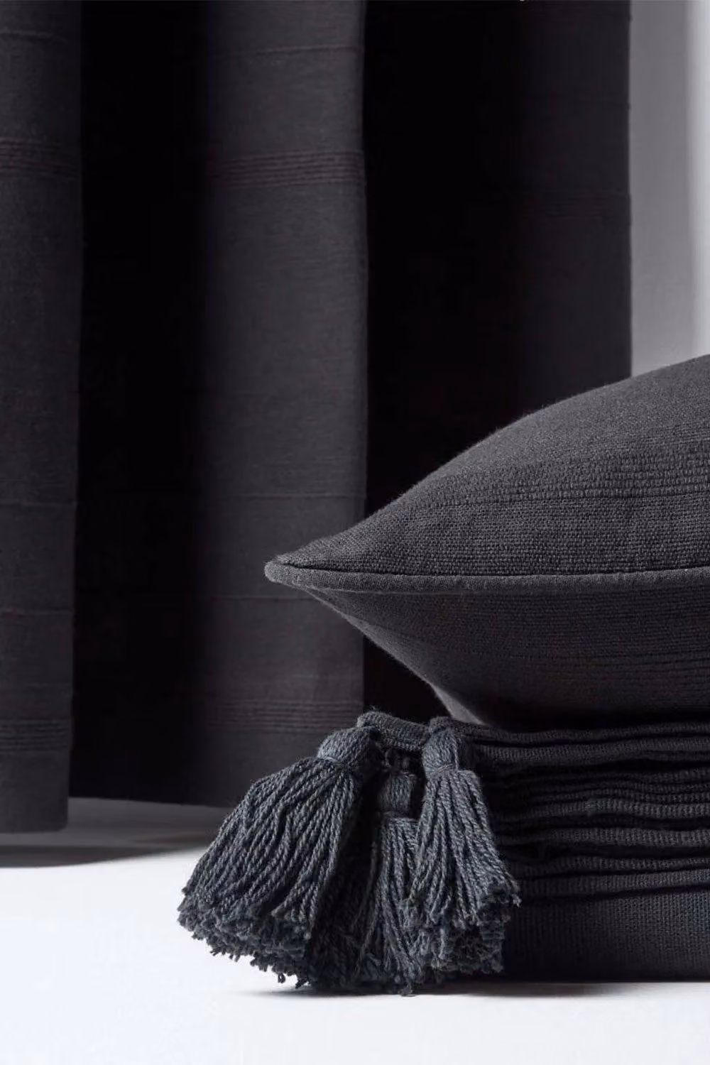 Homescapes Cotton Rajput Ribbed Curtain Pair in Black, Width: 167 cm, Drop: 183 cm – 2