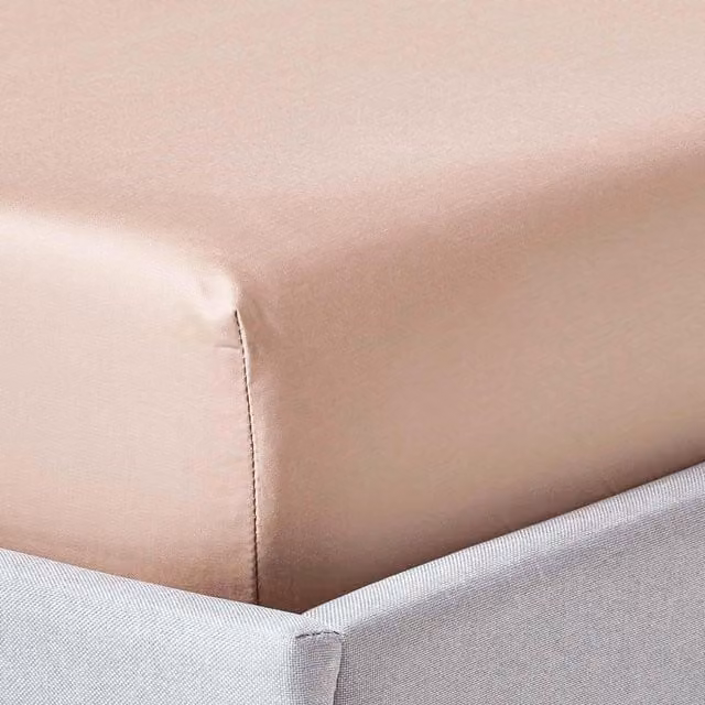 Homescapes 1000 Thread Count Egyptian Combed Cotton Mako Satin Fitted Sheet, Moonlight Beige, W: 90 cm x D: 200 cm