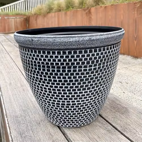 Gr8 Garden Cromarty Round Plastic Plant Pot Planter, White, Pack of 2 – 2