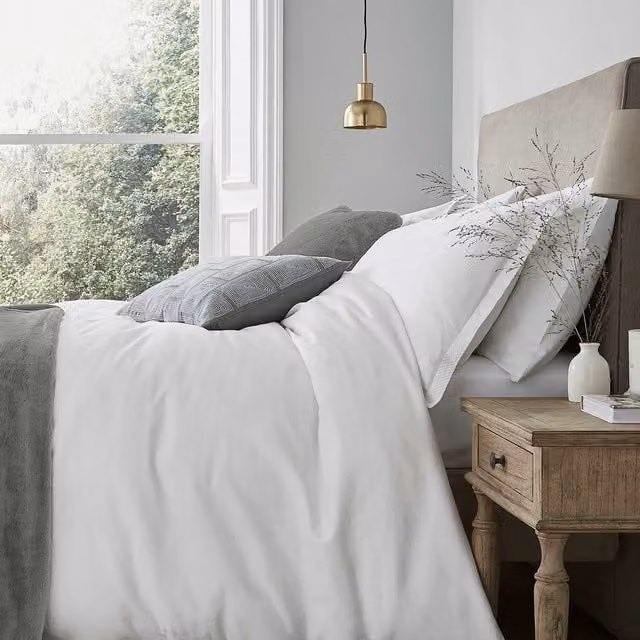 Murmur Eva Kingsize Cotton Duvet Cover in White