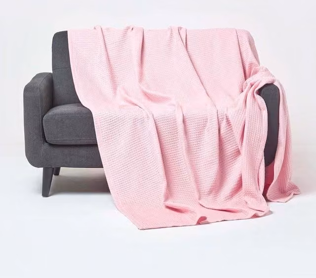 Homescapes Cotton Waffle Pique Blanket Throw in Pink, W: 280 cm, D: 230 cm
