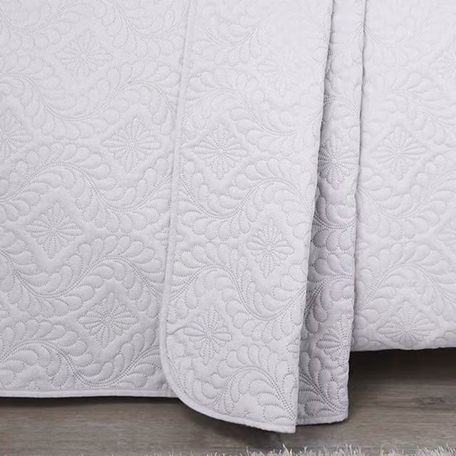 Terrys Serene Gianna White Microfibre Bedspread W: 230 cm x L: 230 cm