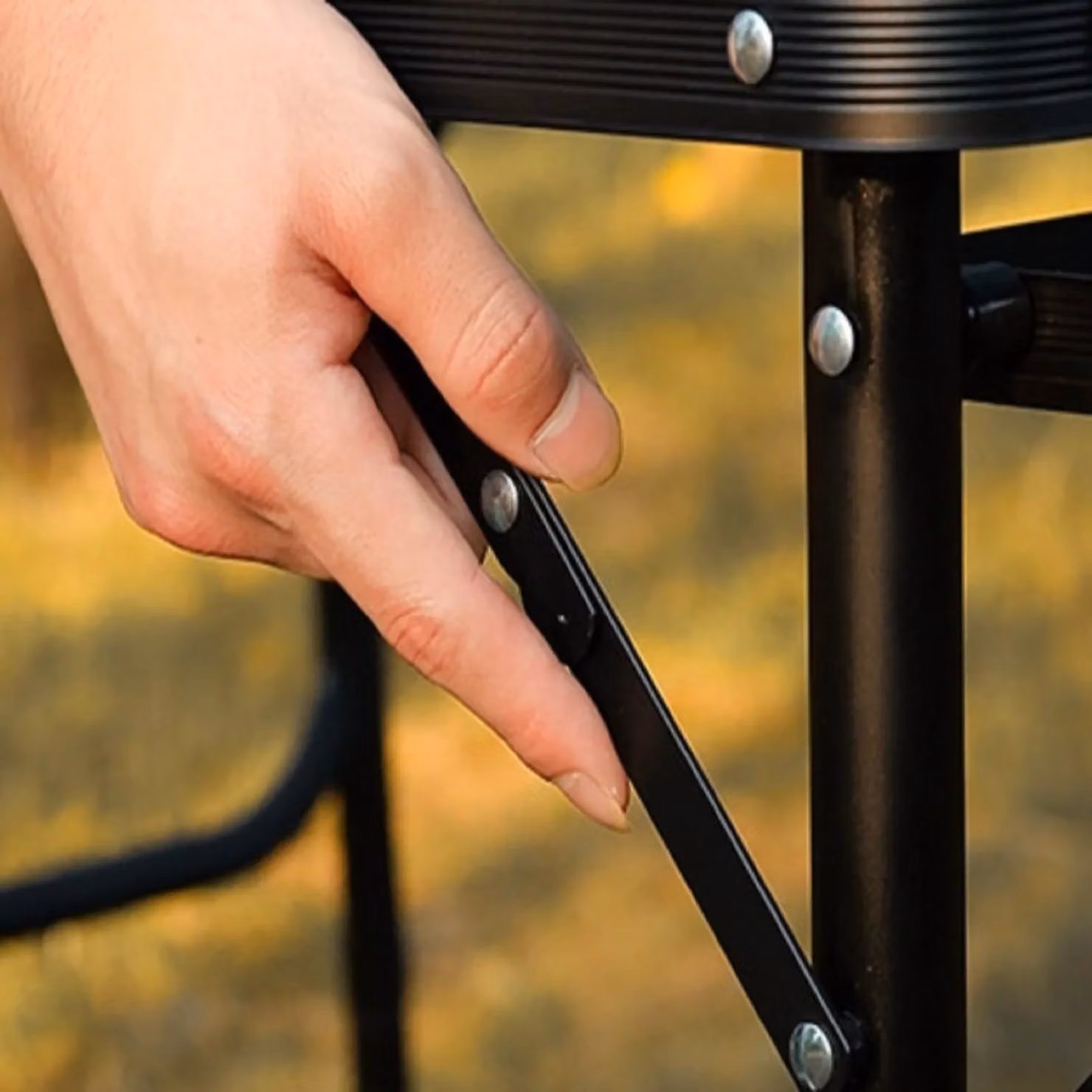 Leaper Portable Picnic BBQ Storage Table in Black, W/D/H: 60.0 x 40.0 x 27.0 cm – 6