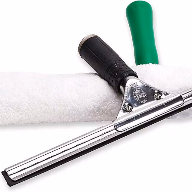 Unger 2 in 1 Professional Window Cleaning Squeegee Kit in Green