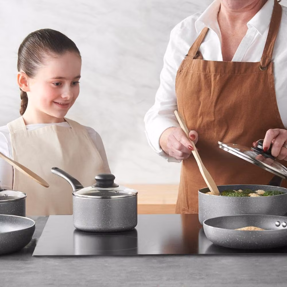 VonShef 8 Piece Non-Stick Granite Pots and Pans Set in Grey, Induction Safe with Glass Lids – 9