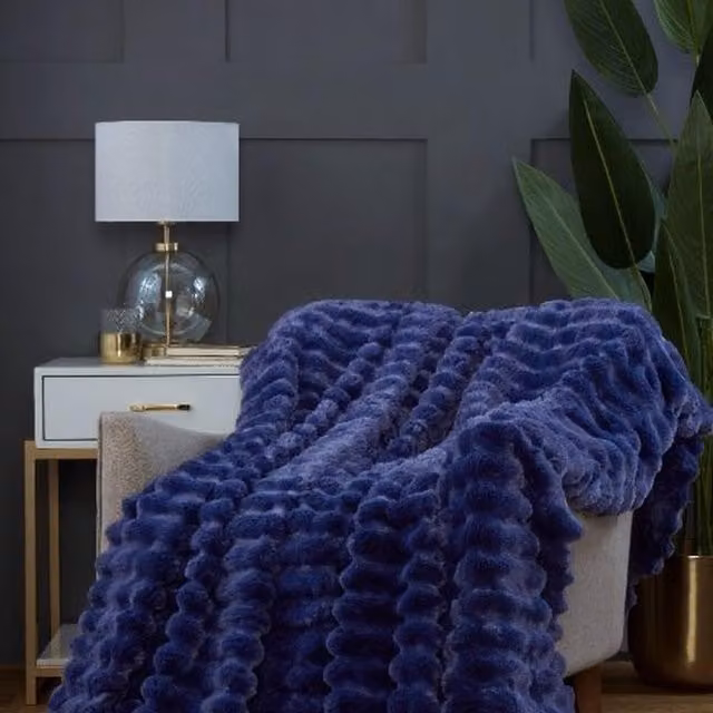 Rapport Home Blue Faux Fur Chunky Ribbed Fleece Throw, W: 150 cm, D: 200 cm