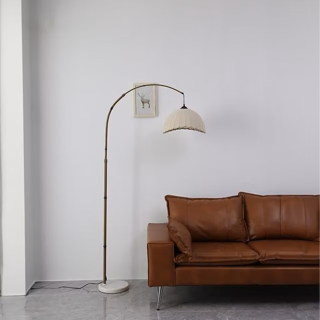 Livingandhome Retro Floor Lamp with Fabric Dome Shade and Marble and Wood Base in White