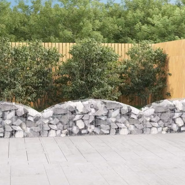 Berkfield Home Arched Gabion Basket in Silver Galvanised Steel, W: 200 cm, D: 50 cm, H: 40-60 cm