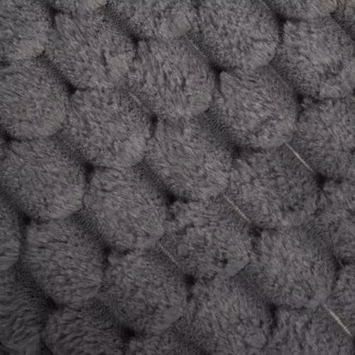 OHS Pack of 2 Waffle Faux Fur Cushion Covers in Grey, W/D/H: 45 x 45 x 45 cm – 4
