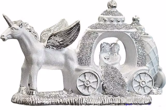 DEENZ Silver Crushed Diamond Unicorn and Carriage Couple Tabletop Ornament