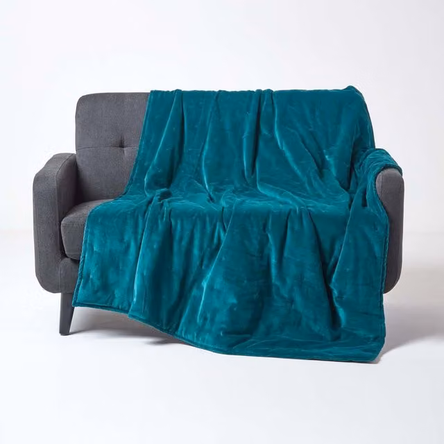 Homescapes Velvet Quilted Throw in Teal Green, W: 200 cm x D: 150 cm