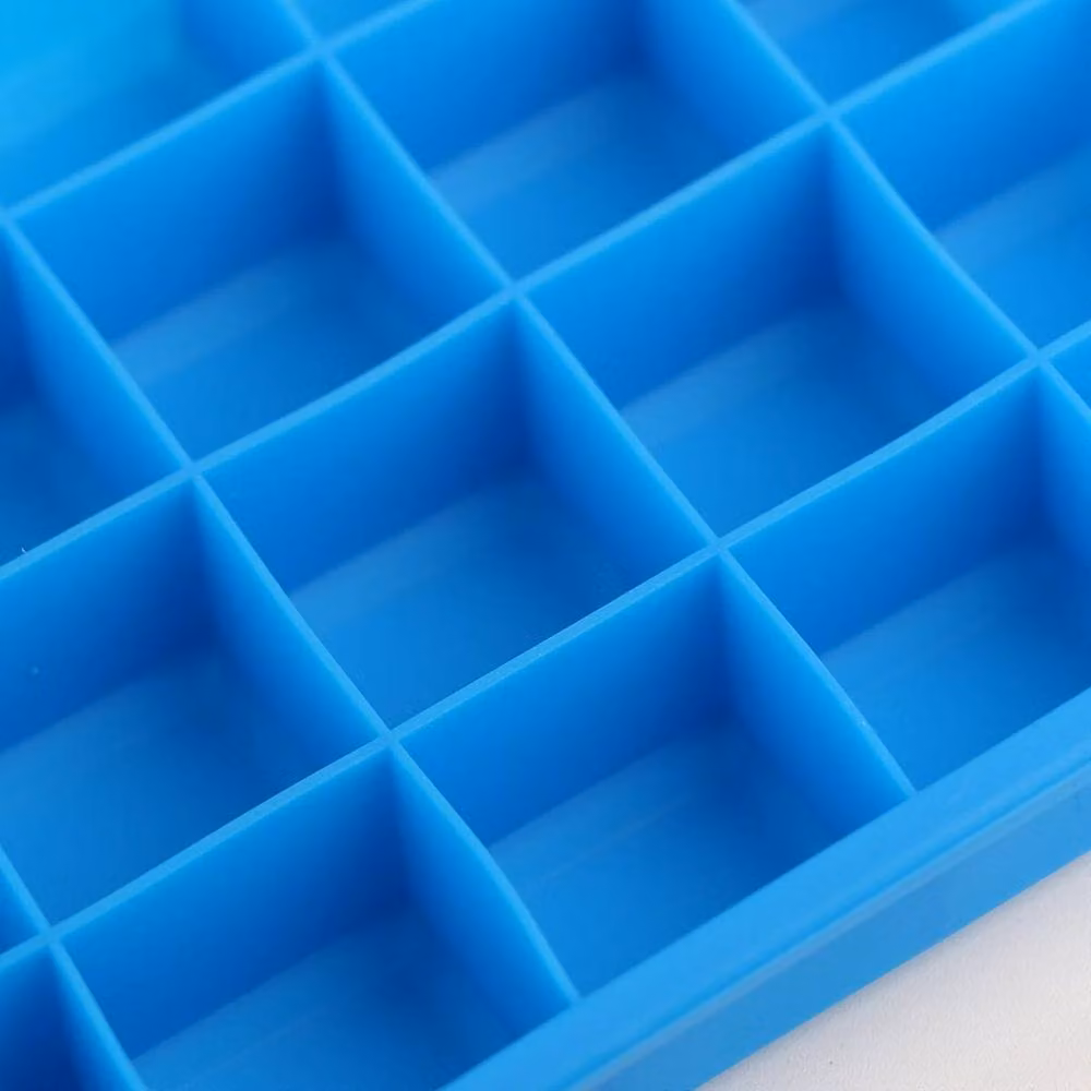 FLAVORA 24 Grid Rectangular Silicone Ice and Chocolate Mould in Green – 3